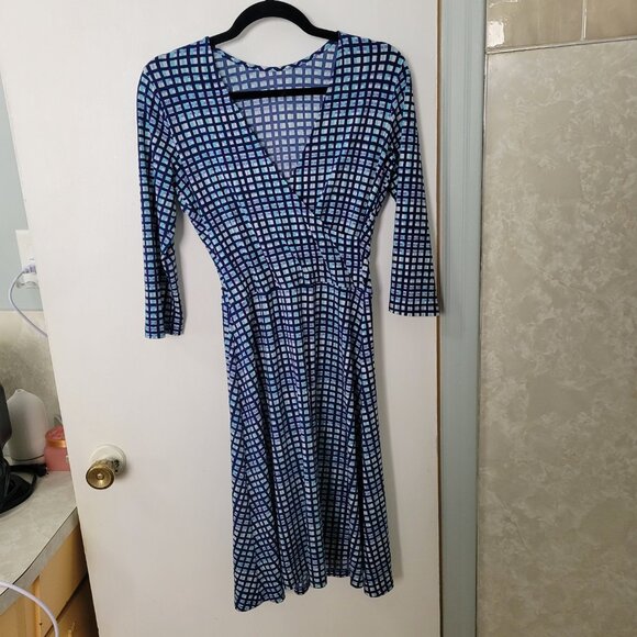 💙 Geometric Print Dress | Size S (4-6) 💙 - Picture 2 of 7